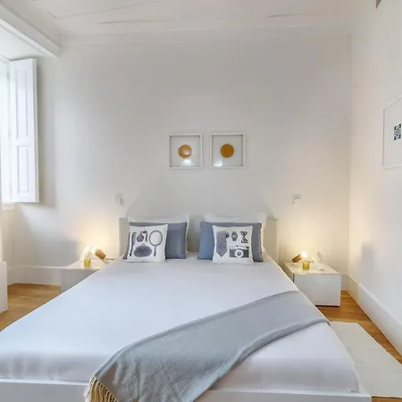 Modern Flat In Downtown By Lovelystay Lisbon
