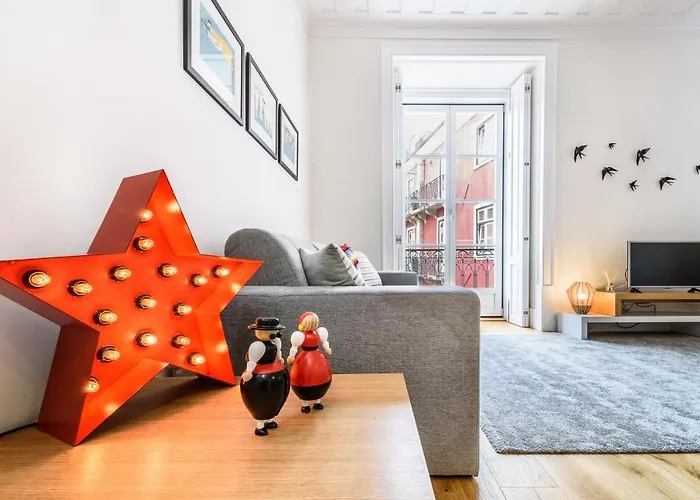 Modern Flat In Downtown By Lovelystay * Лиссабон
