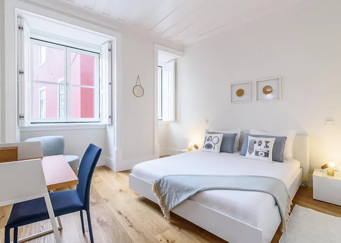 Апартаменты Modern Flat In Downtown By Lovelystay Лиссабон