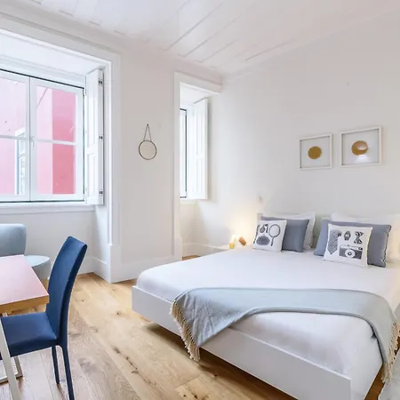 דירה Modern Flat In Downtown By Lovelystay ליסבון
