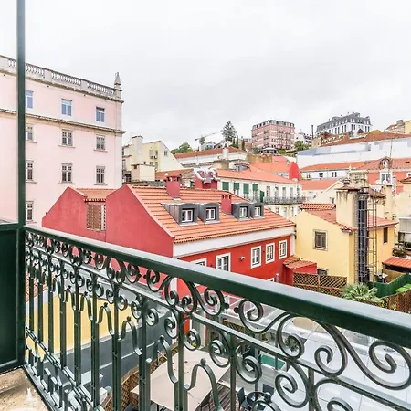 Apartment Modern Flat In Downtown By Lovelystay